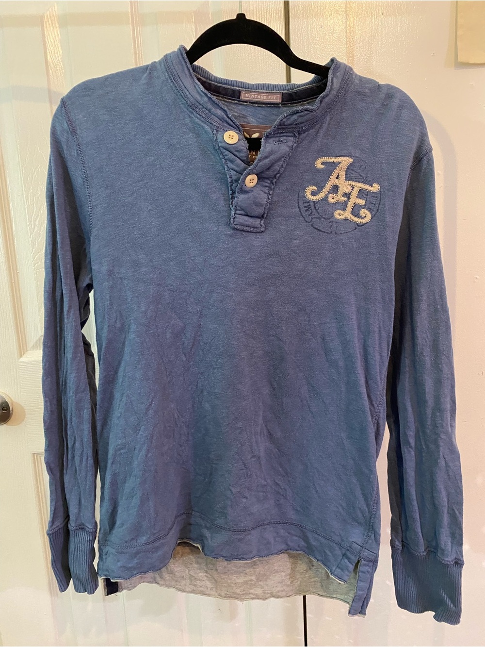 Vintage Y2K American Eagle Blue Long-Sleeve Henley Top